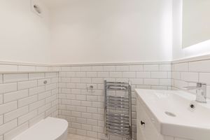 Photo 16- click for photo gallery